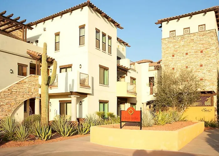 Holiday home Beautiful In A Great Setting With Fountains Courtyards And Pool With Bar Peoria