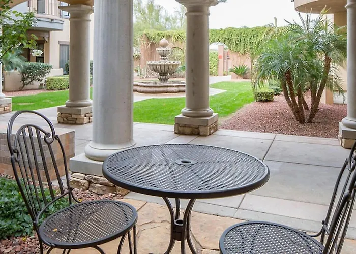 Beautiful In A Great Setting With Fountains Courtyards And Pool With Bar Holiday home *